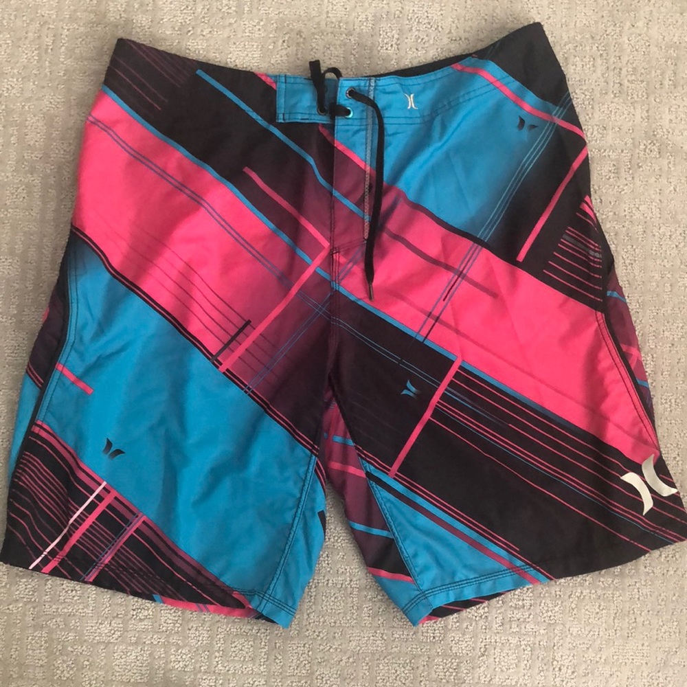 Hurley men’s board shorts
